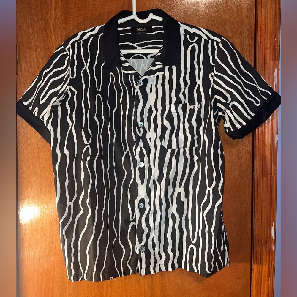 Mcm zebra button up